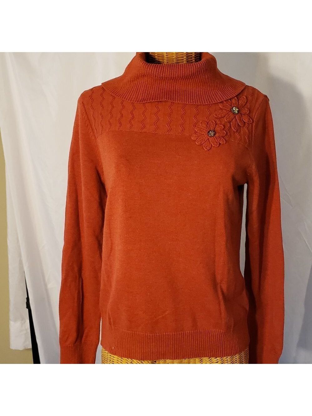 Ladies HAGGAR Cowl Neck Sweater w/Floral Design in Burnt Orange - S/P